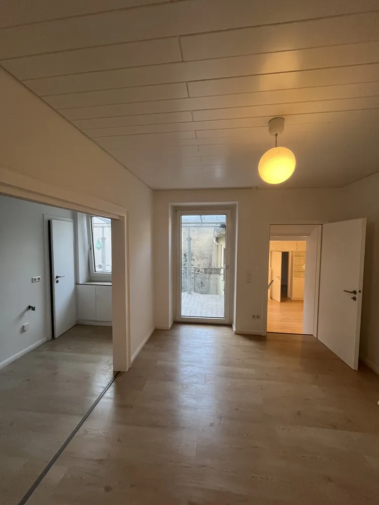 6 Zimmer Wohnung mit 161 m² in Bielefeld – Bild 2