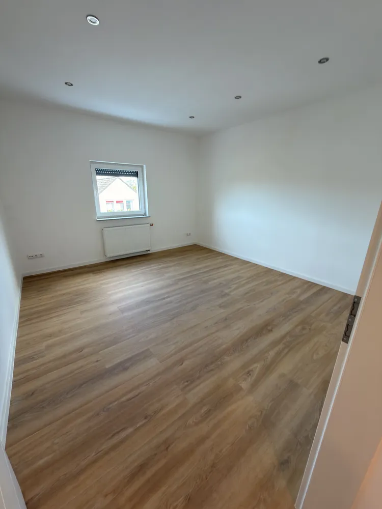 4 Zimmer Wohnung mit 110 m² in Leverkusen – Bild 3