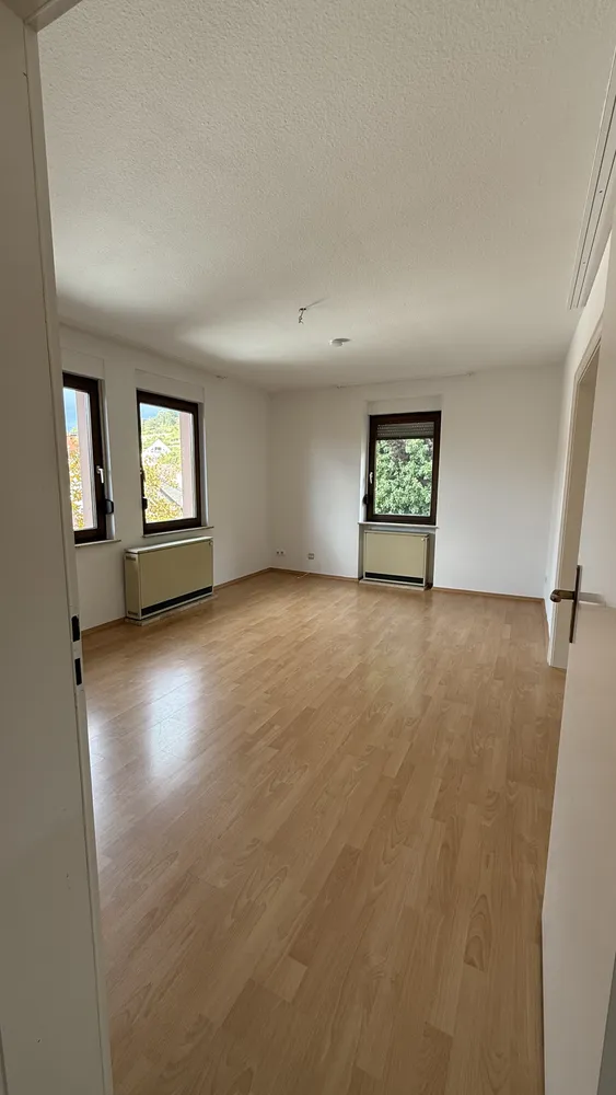 4 Zimmer Wohnung mit 105 m² in Weinheim – Bild 1