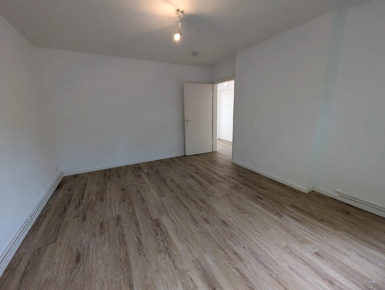 2 Zimmer Wohnung mit 56 m² in Hamburg – Bild 6