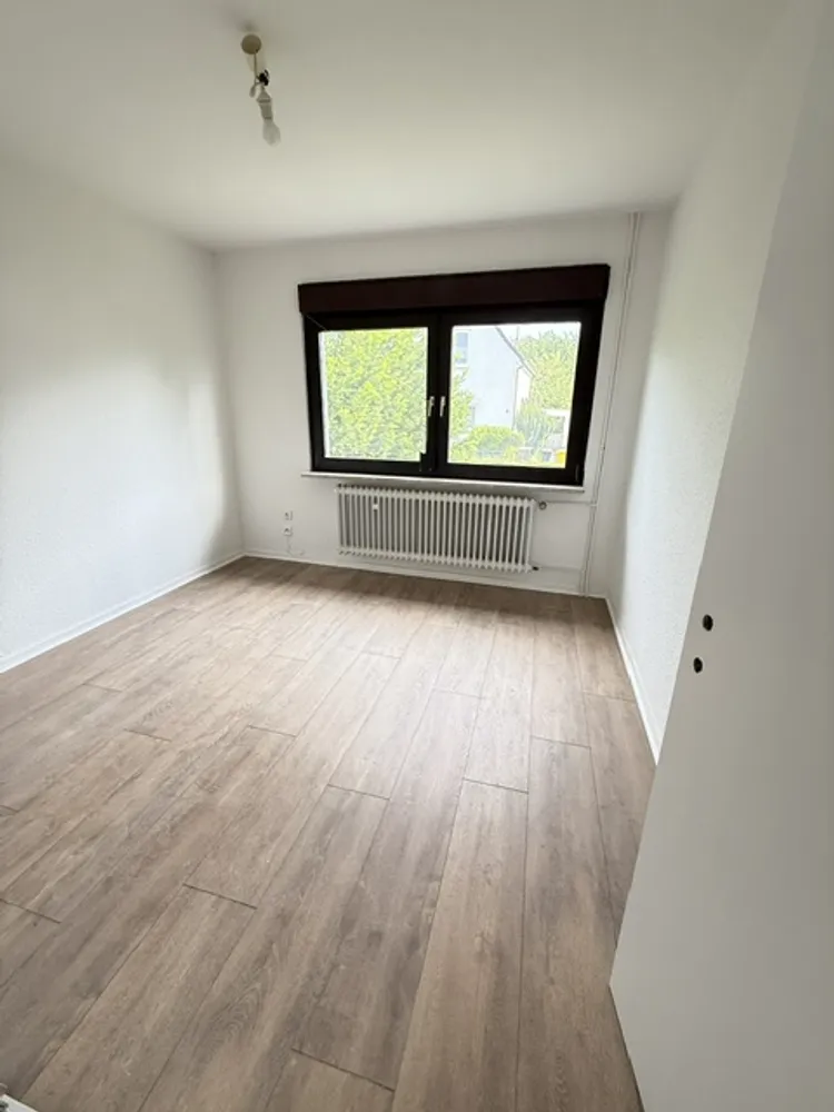 5 Zimmer Haus mit 94 m² in Düsseldorf – Bild 12