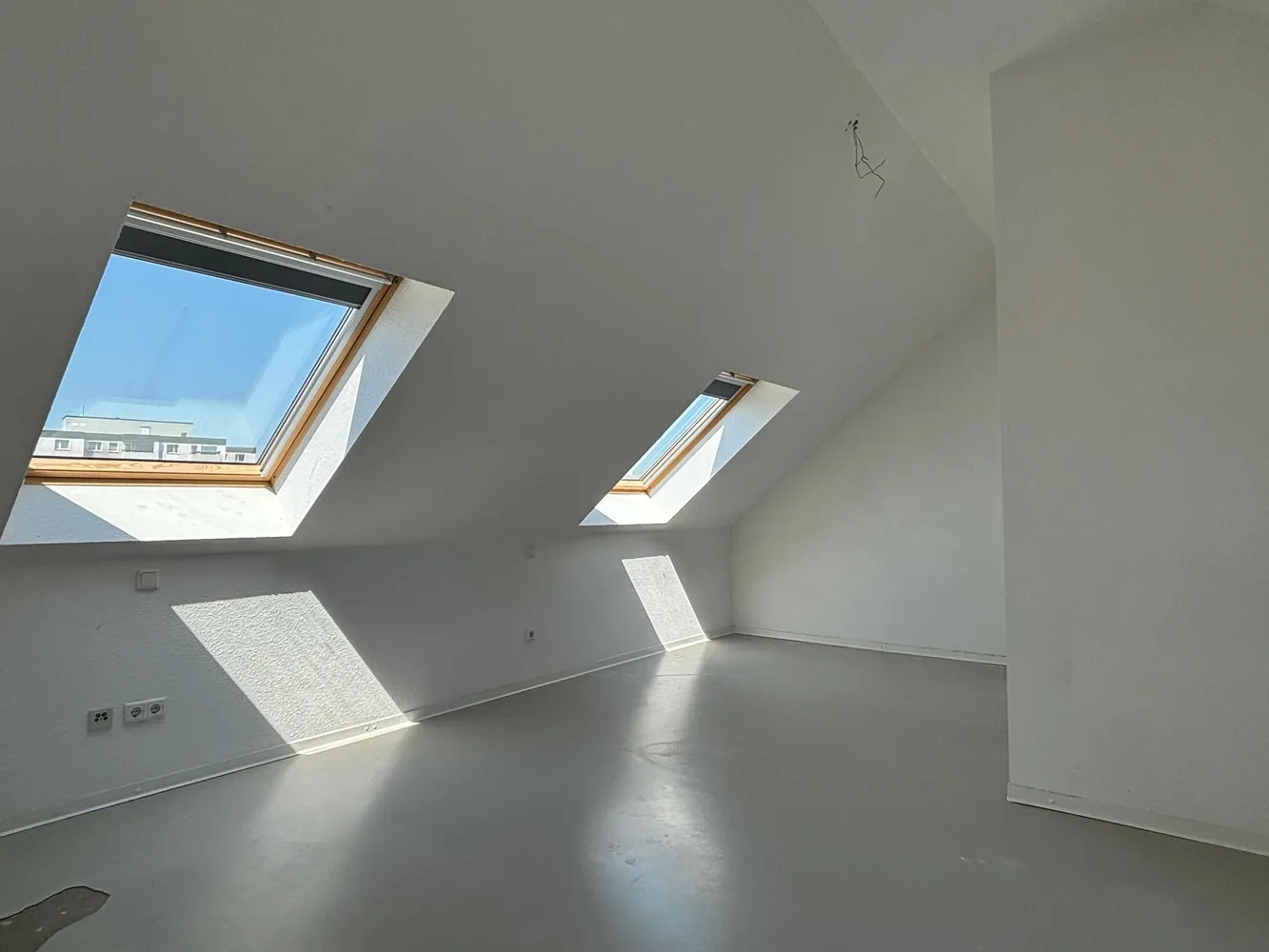 2 Zimmer Wohnung mit 90 m² in Köln – Bild 8