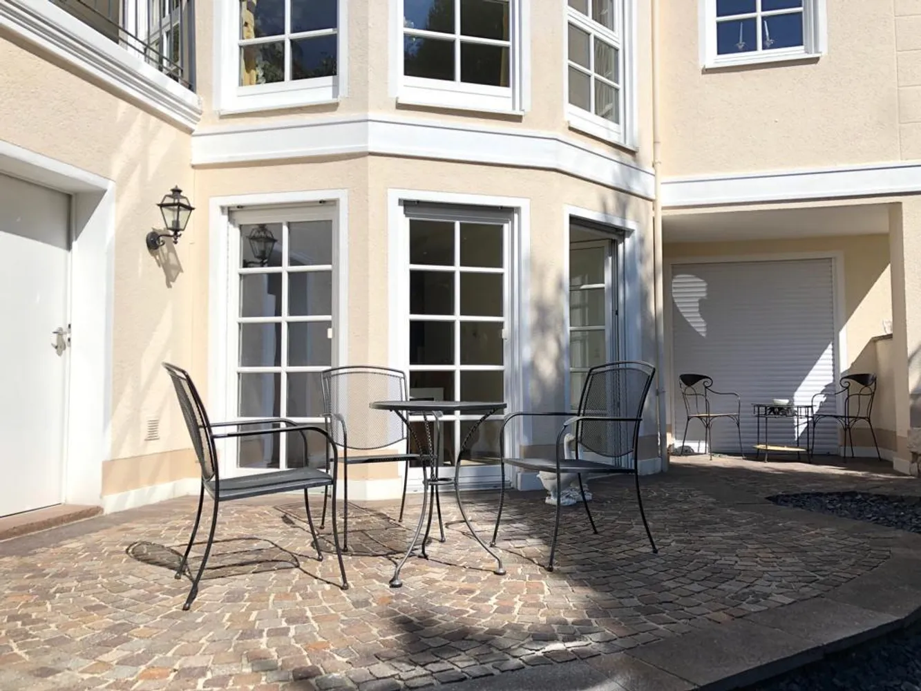 3 Zimmer Wohnung mit 108 m² in Wiesbaden – Bild 2