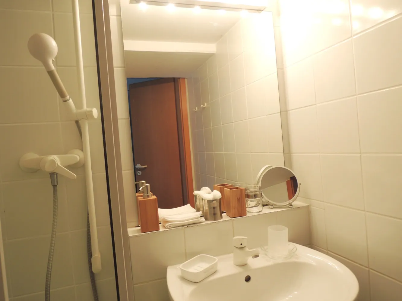 1 room apartment with 18 m² in Frankfurt am Main – Photo 4