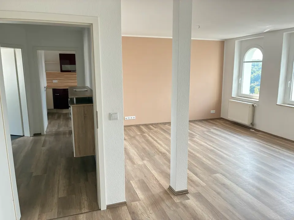 3 Zimmer Wohnung mit 76 m² in Altenburg – Bild 2