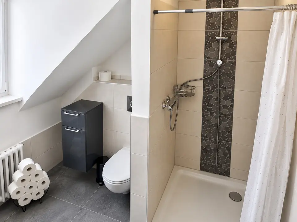 WG-Zimmer mit 32 m² in Frankfurt am Main – Bild 6