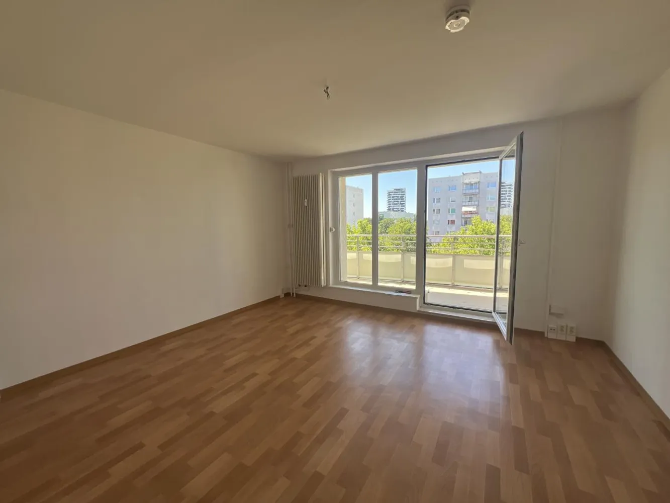 2 Zimmer Wohnung mit 64 m² in Magdeburg – Bild 2