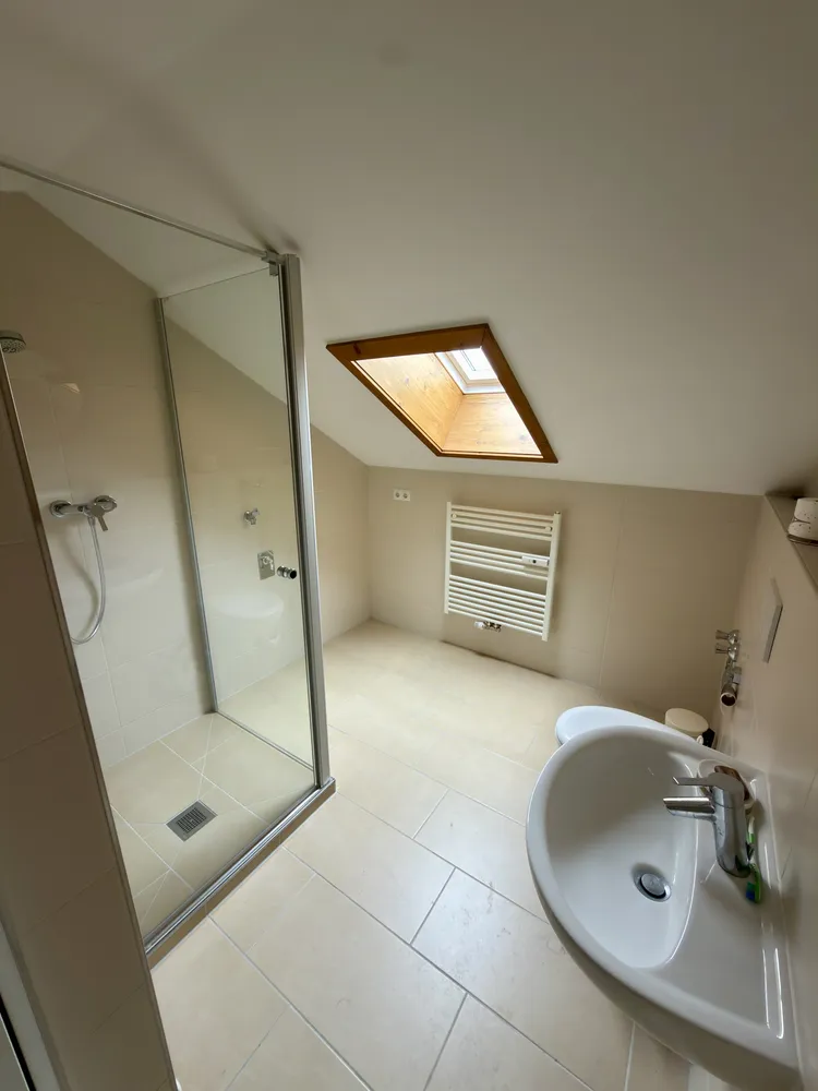 4 Zimmer Wohnung mit 65 m² in München – Bild 5