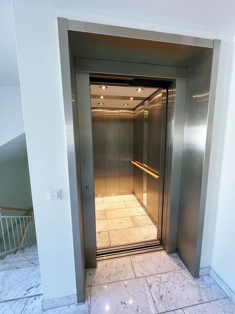 2 room apartment with 72 m² in Hamburg – Photo 1