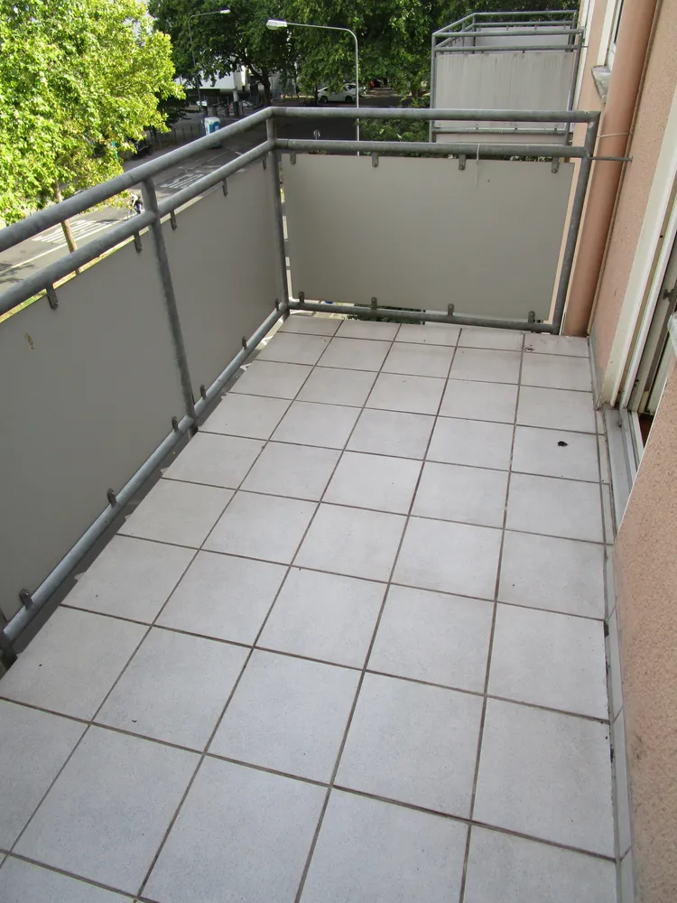 5 Zimmer Wohnung mit 109 m² in Frankfurt am Main – Bild 3