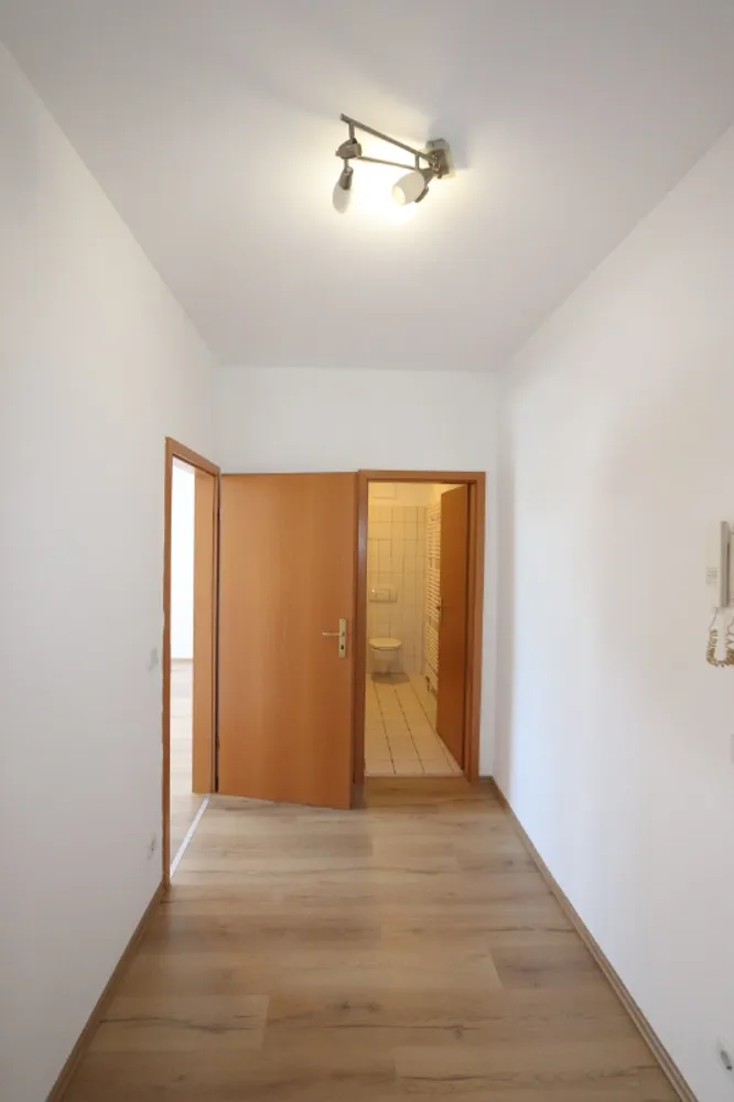 1 Zimmer Wohnung mit 42 m² in Chemnitz – Bild 2