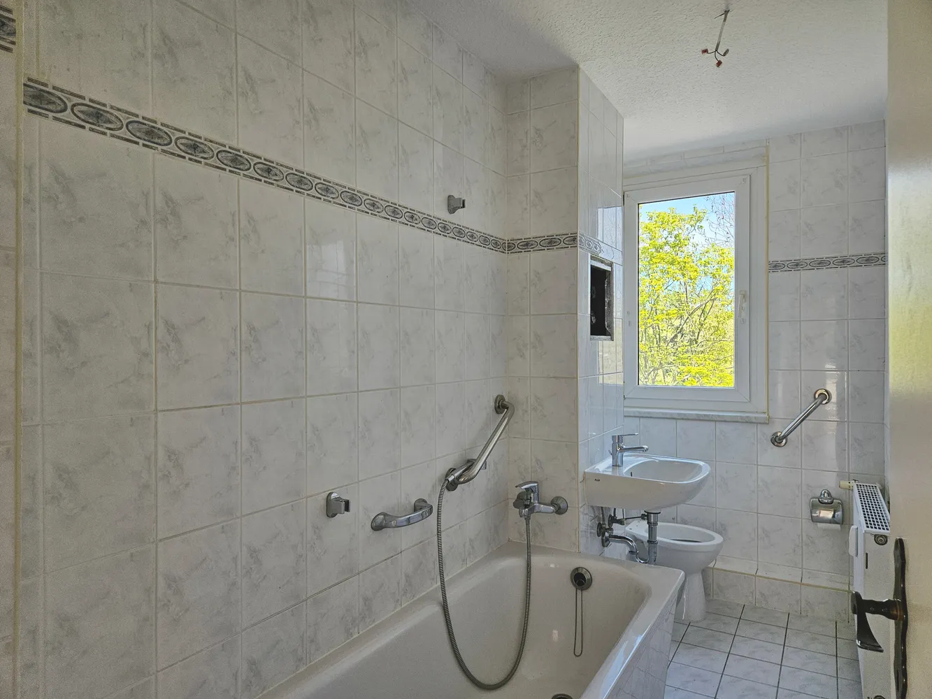 3 Zimmer Wohnung mit 60 m² in Halle (Saale) – Bild 12
