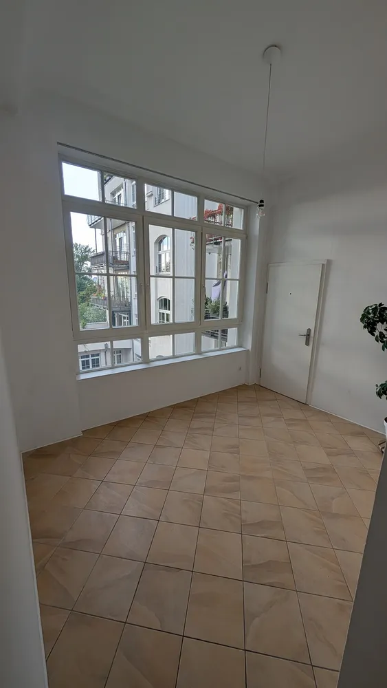 3 Zimmer Wohnung mit 104 m² in Berlin – Bild 3