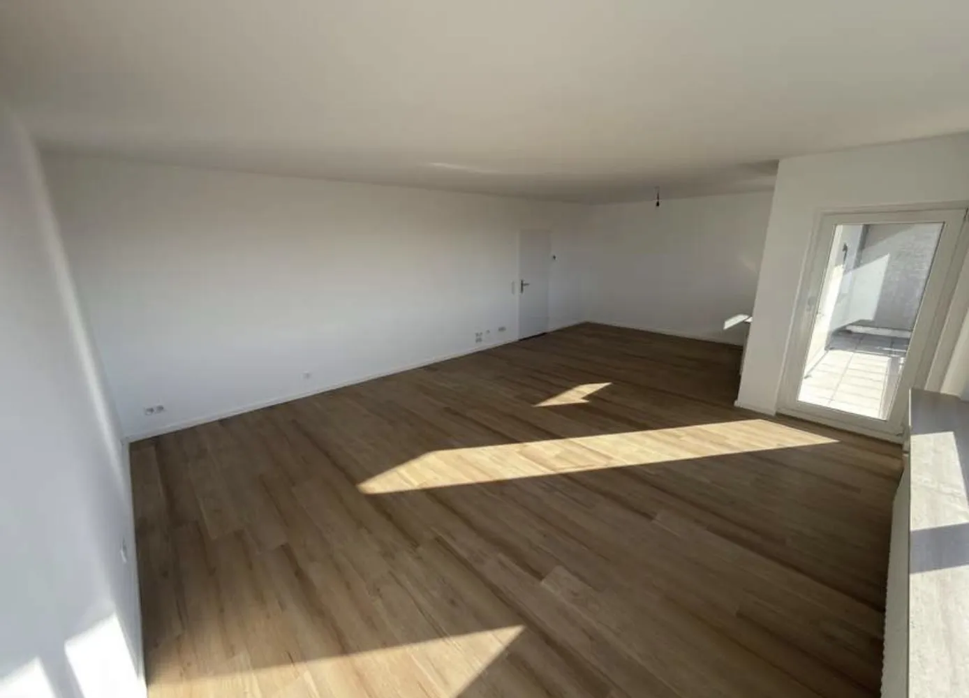 3 Zimmer Wohnung mit 100 m² in Hannover – Bild 2