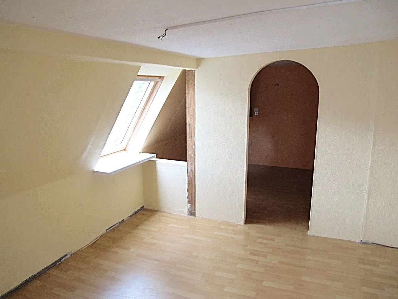 3 Zimmer Wohnung mit 103 m² in Zwickau – Bild 11