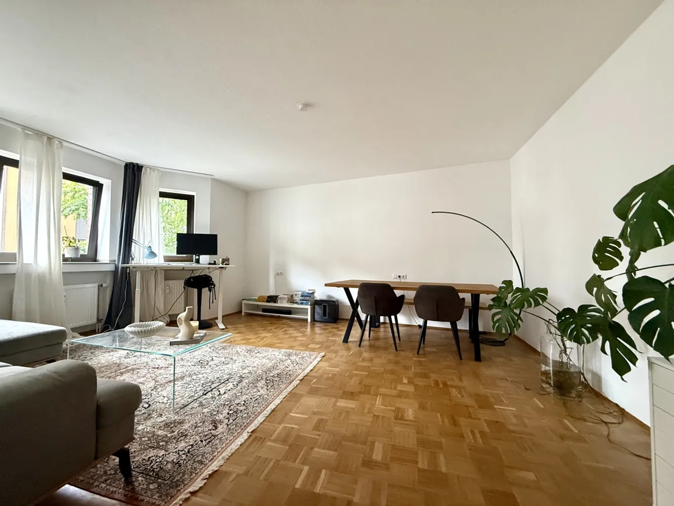 2 Zimmer Wohnung mit 61 m² in Düsseldorf – Bild 2