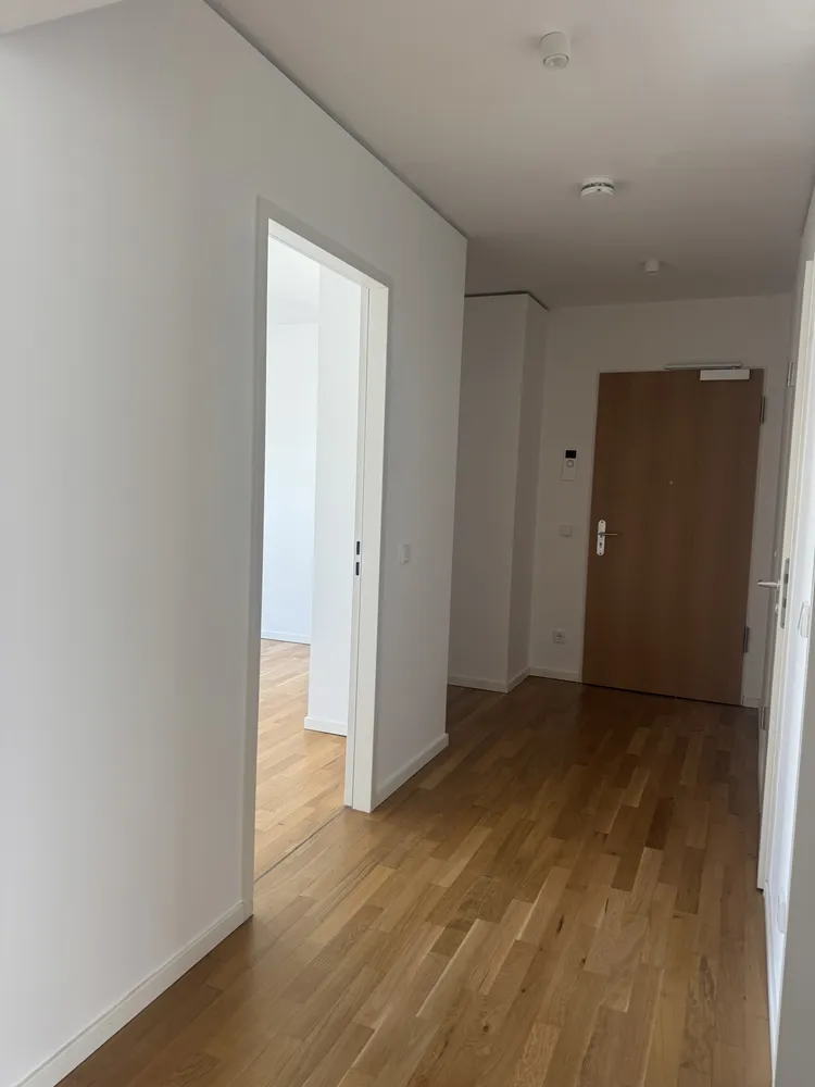 3 Zimmer Wohnung mit 95 m² in Frankfurt am Main – Bild 3