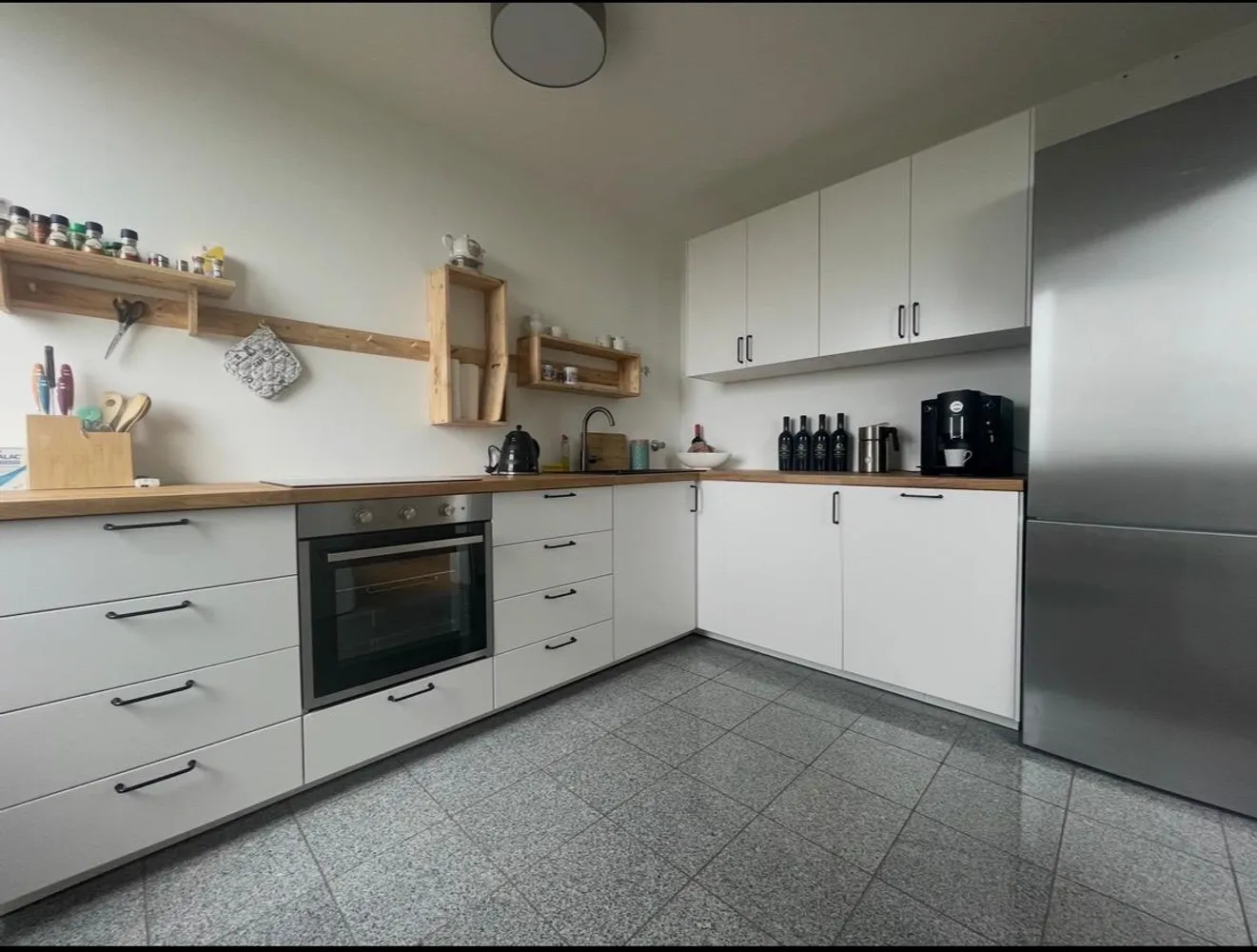 2 room apartment with 107 m² in Düsseldorf – Photo 2