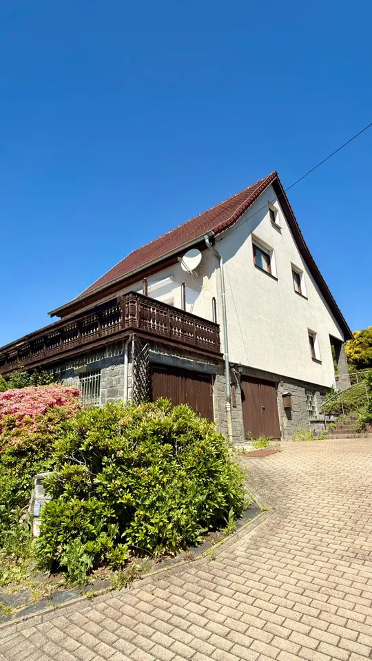 6 Zimmer Haus mit 150 m² in Limbach-Oberfrohna – Bild 1