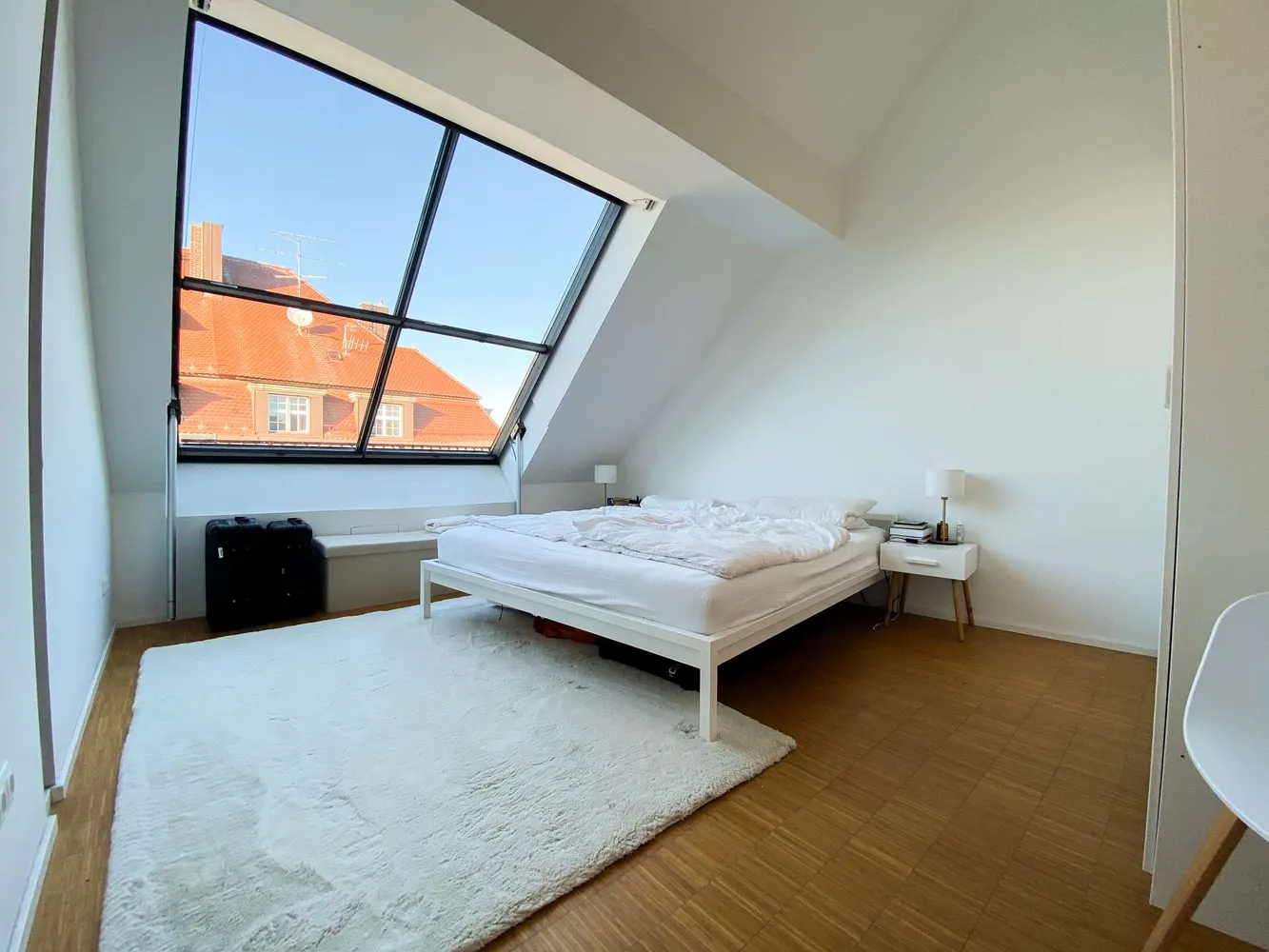 2 Zimmer Wohnung mit 125 m² in München – Bild 11