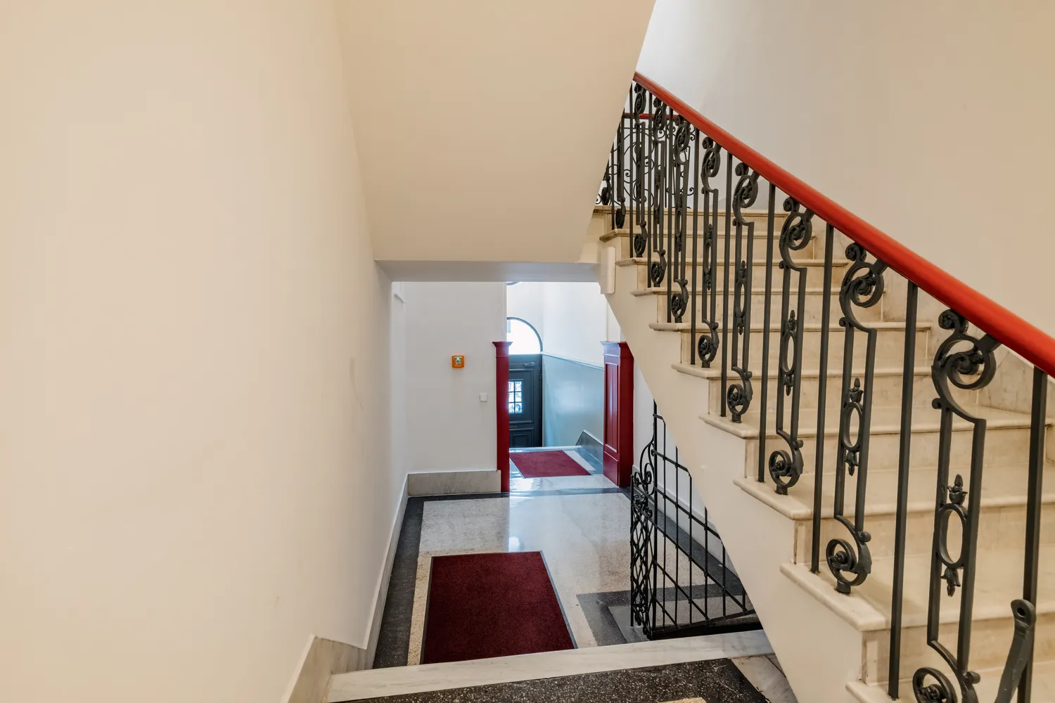 4 Zimmer Wohnung mit 200 m² in Köln – Bild 12