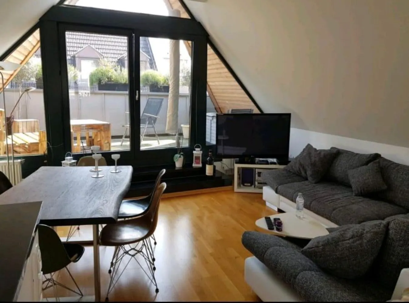 3 Zimmer Wohnung mit 83 m² in Köln – Bild 4