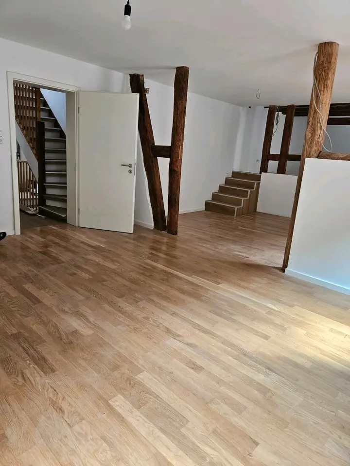 5 Zimmer Haus mit 140 m² in Würzburg – Bild 1
