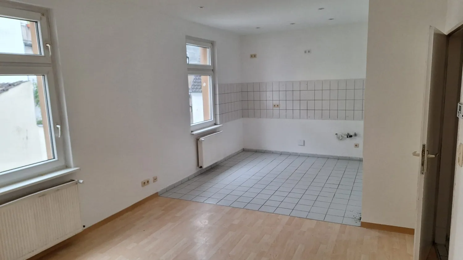 4 Zimmer Wohnung mit 72 m² in Wiesbaden – Bild 2