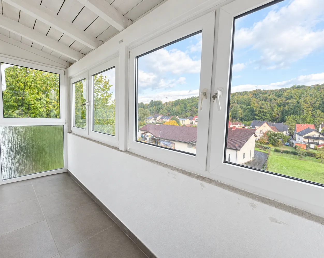 3 Zimmer Wohnung mit 80 m² in Homburg – Bild 3