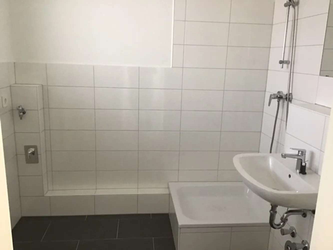 2 room apartment with 58 m² in Hanover – Photo 4