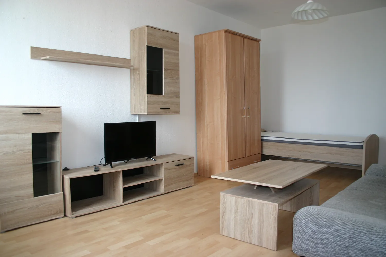 1 Zimmer Wohnung mit 35 m² in Zeitz – Bild 2
