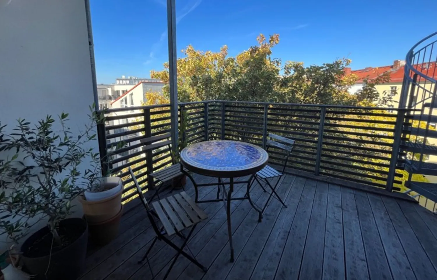 4 Zimmer Wohnung mit 126 m² in Berlin – Bild 3