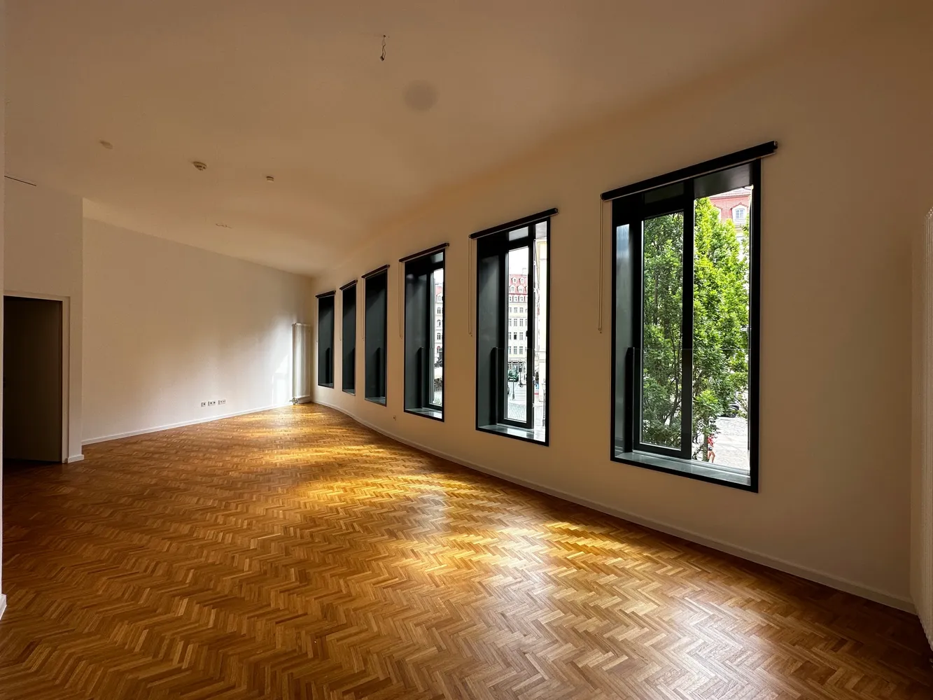 2 Zimmer Wohnung mit 79 m² in Dresden – Bild 4
