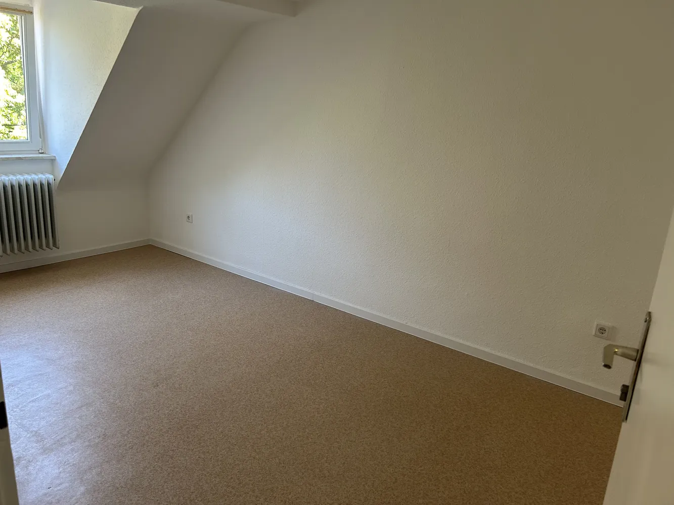 1 Zimmer Wohnung mit 12 m² in Karlsruhe – Bild 2