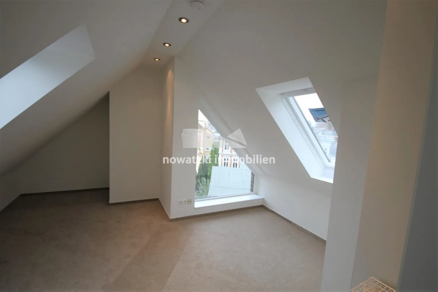 4 Zimmer Wohnung mit 123 m² in Lübeck – Bild 8