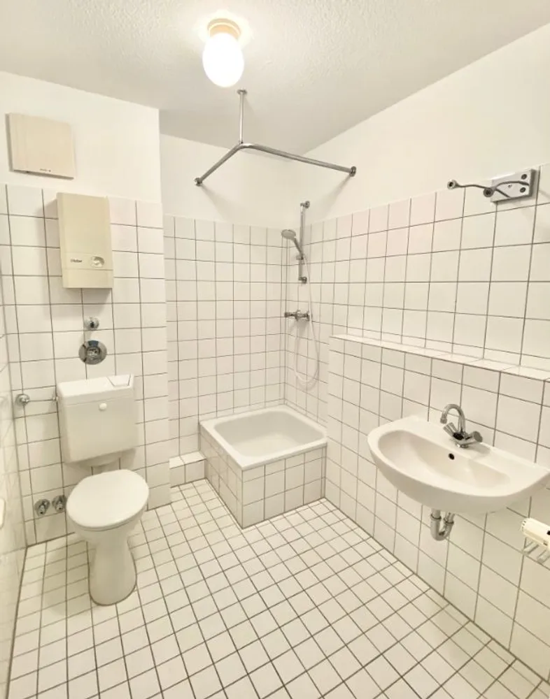 1 room apartment with 24 m² in Wuppertal – Photo 3