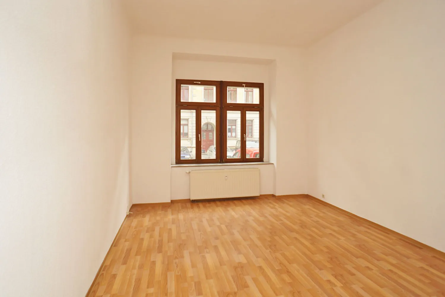 2 Zimmer Wohnung mit 80 m² in Dresden – Bild 3