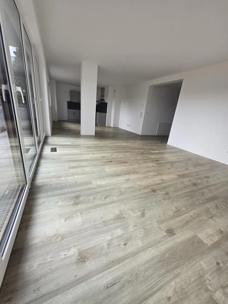 3 Zimmer Wohnung mit 108 m² in Frankfurt am Main – Bild 3