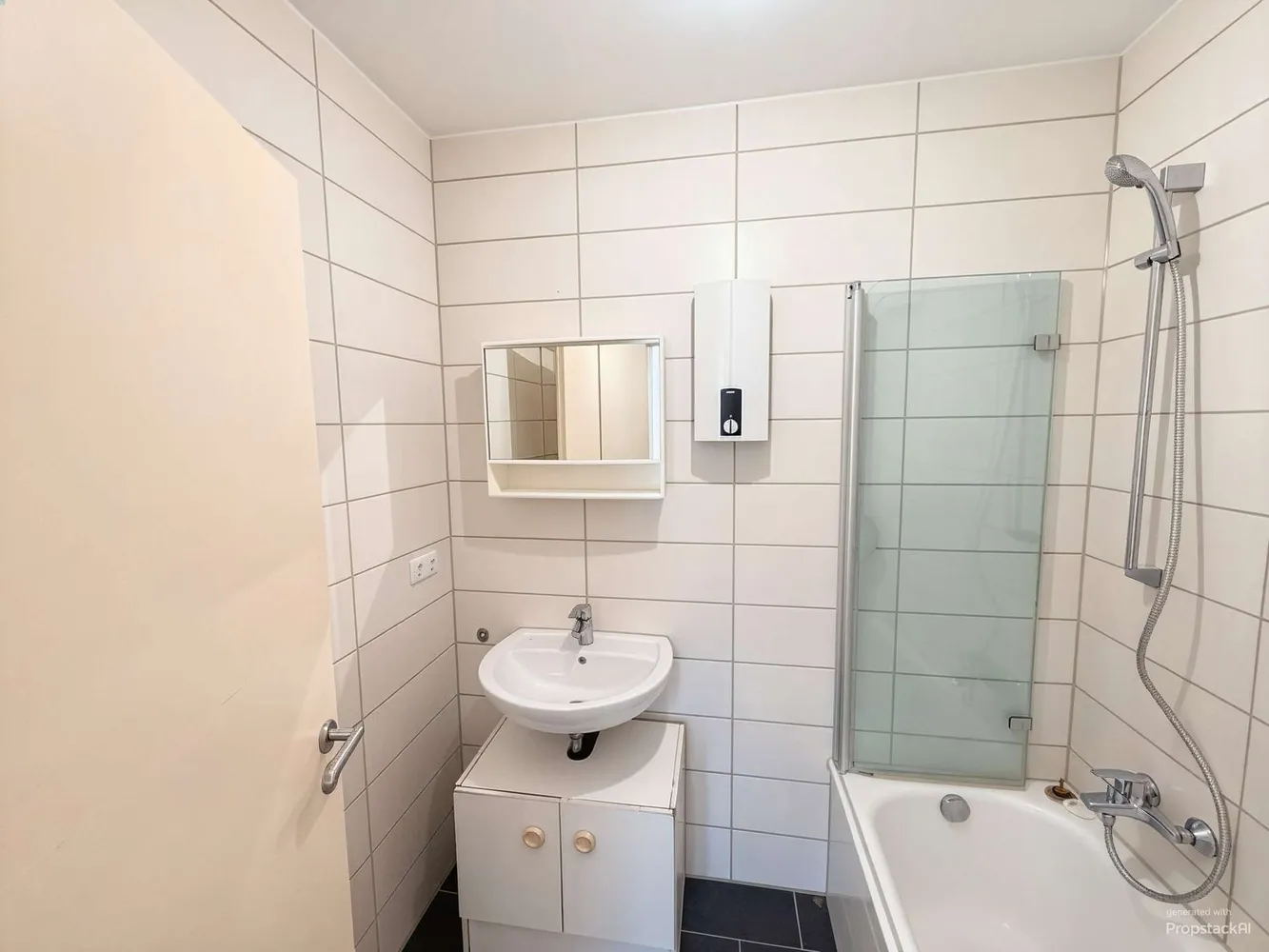 3 room apartment with 85 m² in Augsburg – Photo 6