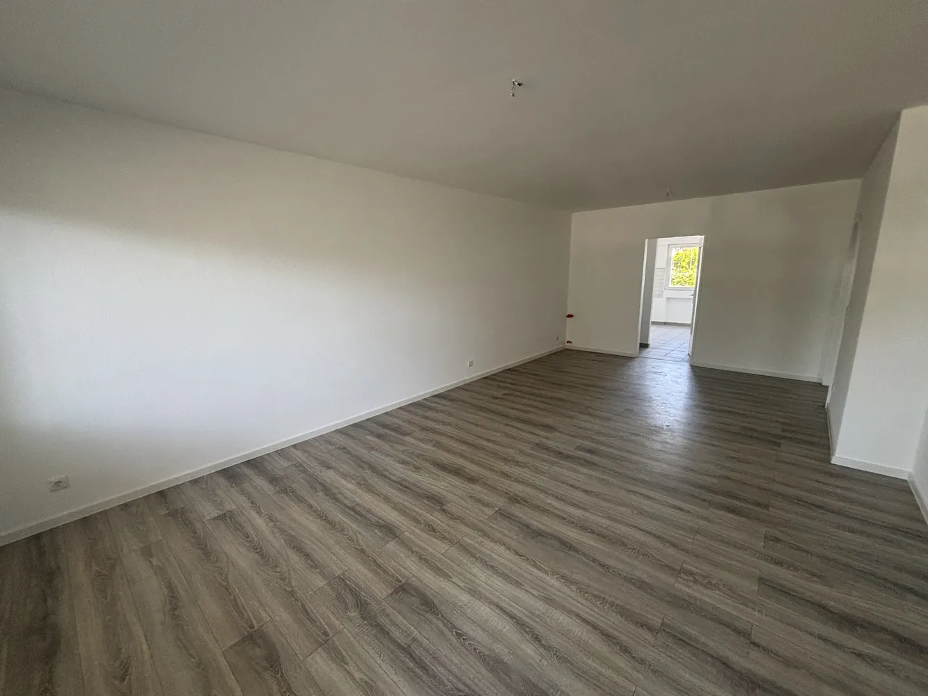 3 room apartment with 80 m² in Offenbach am Main – Photo 2