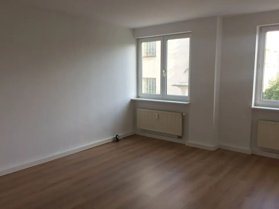 4 Zimmer Wohnung mit 120 m² in Erfurt – Bild 1