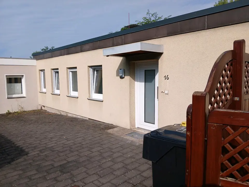 4 Zimmer Haus mit 100 m² in Bielefeld – Bild 1