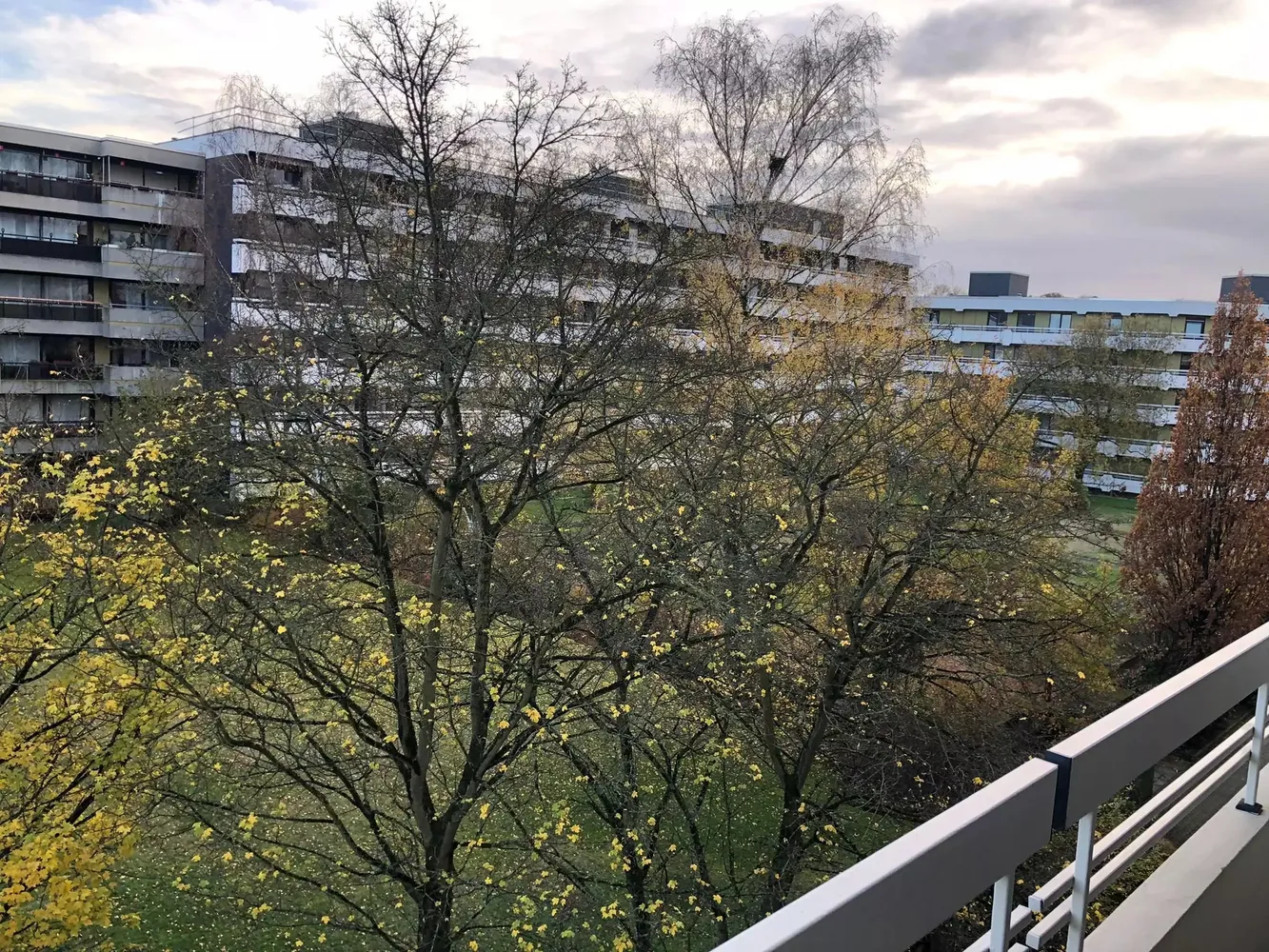 3 room apartment with 80 m² in Mülheim an der Ruhr – Photo 3