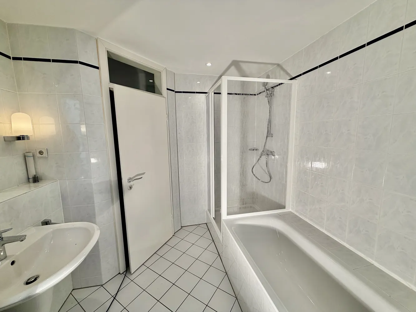 3 Zimmer Wohnung mit 112 m² in Düsseldorf – Bild 11