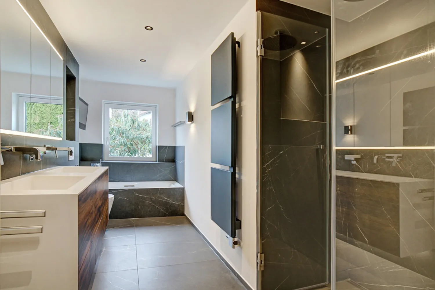 5 Zimmer Wohnung mit 183 m² in München – Bild 8