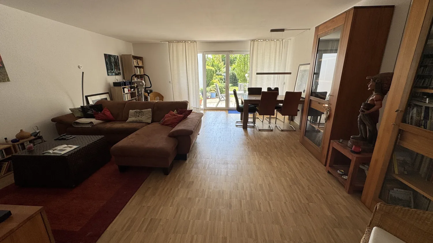 4 Zimmer Wohnung mit 99 m² in Düsseldorf – Bild 3