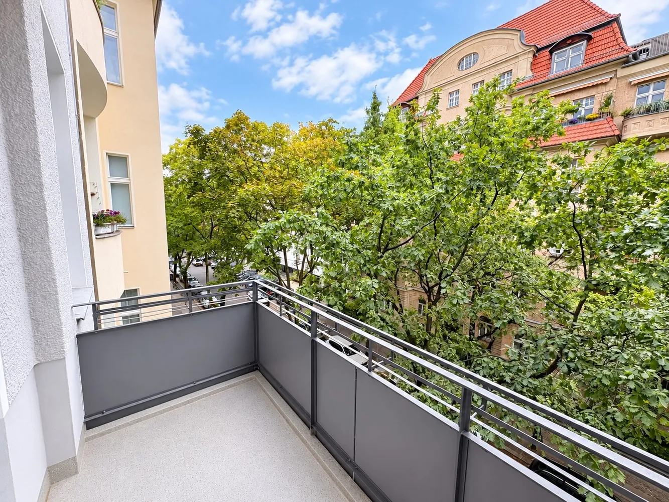4 Zimmer Wohnung mit 127 m² in Berlin – Bild 3