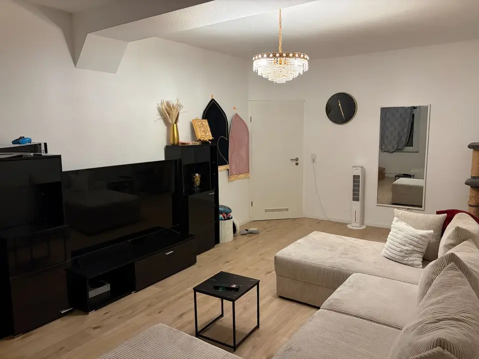 5 Zimmer Wohnung mit 122 m² in Eschwege – Bild 2