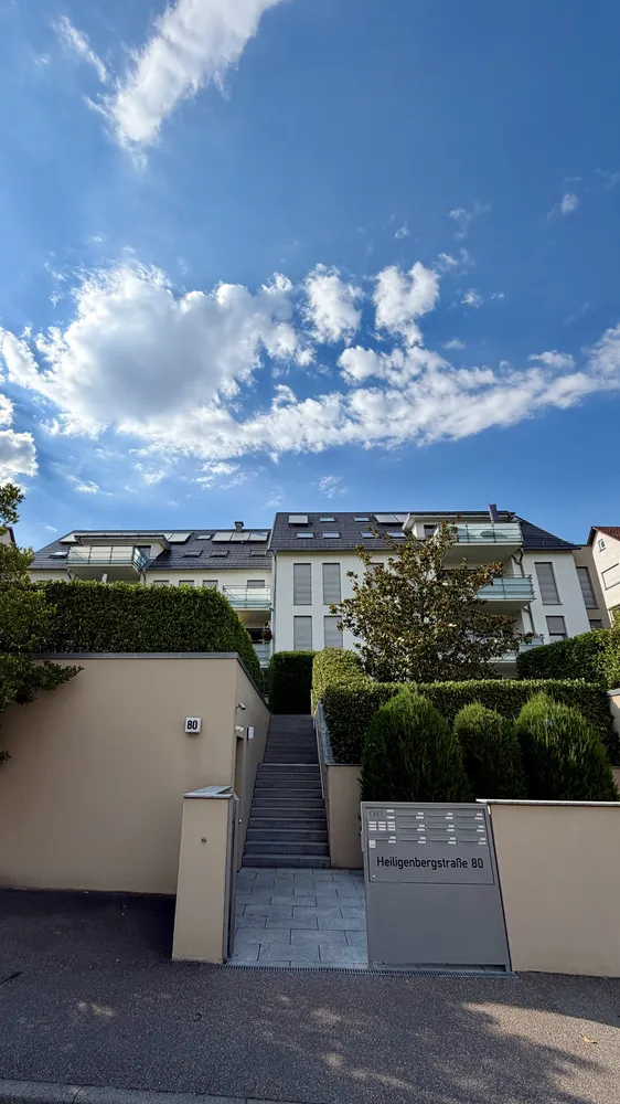 4 Zimmer Wohnung mit 119 m² in Stuttgart – Bild 2