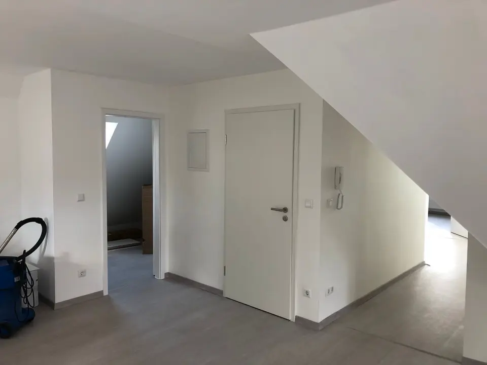 5 Zimmer Wohnung mit 115 m² in Zeitz – Bild 3